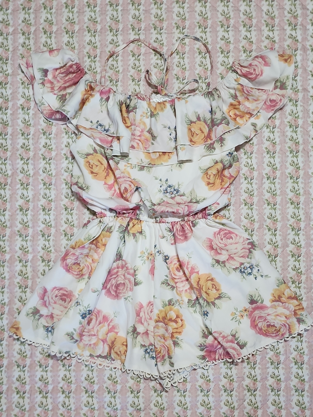 NWT LIZ LISA 🎀 Floral Sexy Ruffle Off-Shoulder Romper